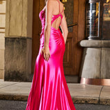 Marta | Vestido com corset lantejoulas aplicações cauda e racha