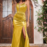Guiomar | Vestido de noite com alças finas e strass e racha