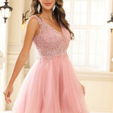 Sofia | Vestido curto em tule transparente com decote em V