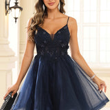 Xénia | Vestido curto em tule com brilhantes com decote em V e aplicações
