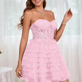Diana | Vestido curto em camadas em tule evasê com aplicações