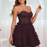 Diana | Vestido curto em camadas em tule evasê com aplicações