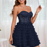 Diana | Vestido curto em camadas em tule evasê com aplicações