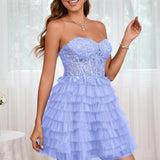 Diana | Vestido curto em camadas em tule evasê com aplicações