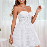 Diana | Vestido curto em camadas em tule evasê com aplicações
