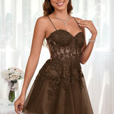 Marlene | Vestido com top estilo corset transparente decote coração e aplicações