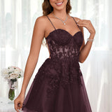 Marlene | Vestido com top estilo corset transparente decote coração e aplicações