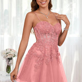 Marlene | Vestido com top estilo corset transparente decote coração e aplicações