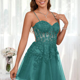 Marlene | Vestido com top estilo corset transparente decote coração e aplicações