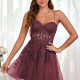 Marlene | Vestido com top estilo corset transparente decote coração e aplicações