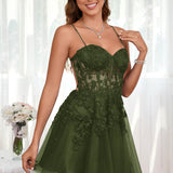 Marlene | Vestido com top estilo corset transparente decote coração e aplicações