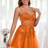 Marlene | Vestido com top estilo corset transparente decote coração e aplicações