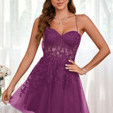 Marlene | Vestido com top estilo corset transparente decote coração e aplicações