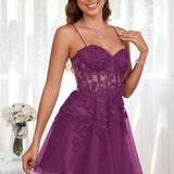 Marlene | Vestido com top estilo corset transparente decote coração e aplicações