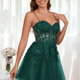 Marlene | Vestido com top estilo corset transparente decote coração e aplicações