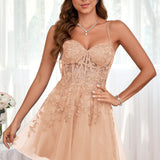 Marlene | Vestido com top estilo corset transparente decote coração e aplicações