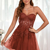Marlene | Vestido com top estilo corset transparente decote coração e aplicações