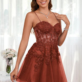 Marlene | Vestido com top estilo corset transparente decote coração e aplicações