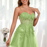 Marlene | Vestido com top estilo corset transparente decote coração e aplicações