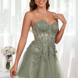 Marlene | Vestido com top estilo corset transparente decote coração e aplicações