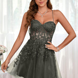 Marlene | Vestido com top estilo corset transparente decote coração e aplicações