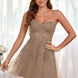 Marlene | Vestido com top estilo corset transparente decote coração e aplicações