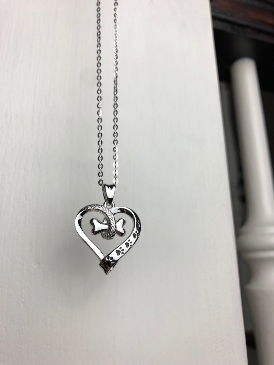 Collier Patte de chien et Cœur en acier inoxydable
