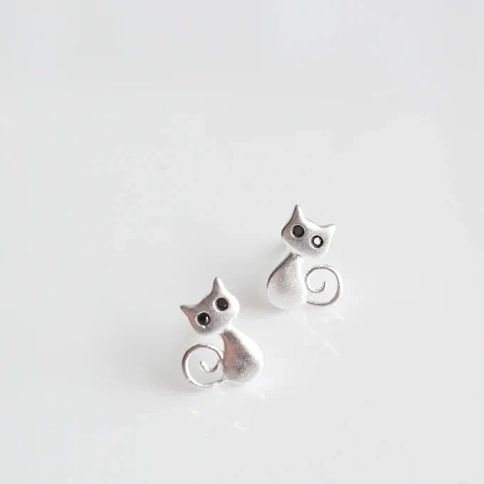 Boucles d'oreilles clous chat argentées
