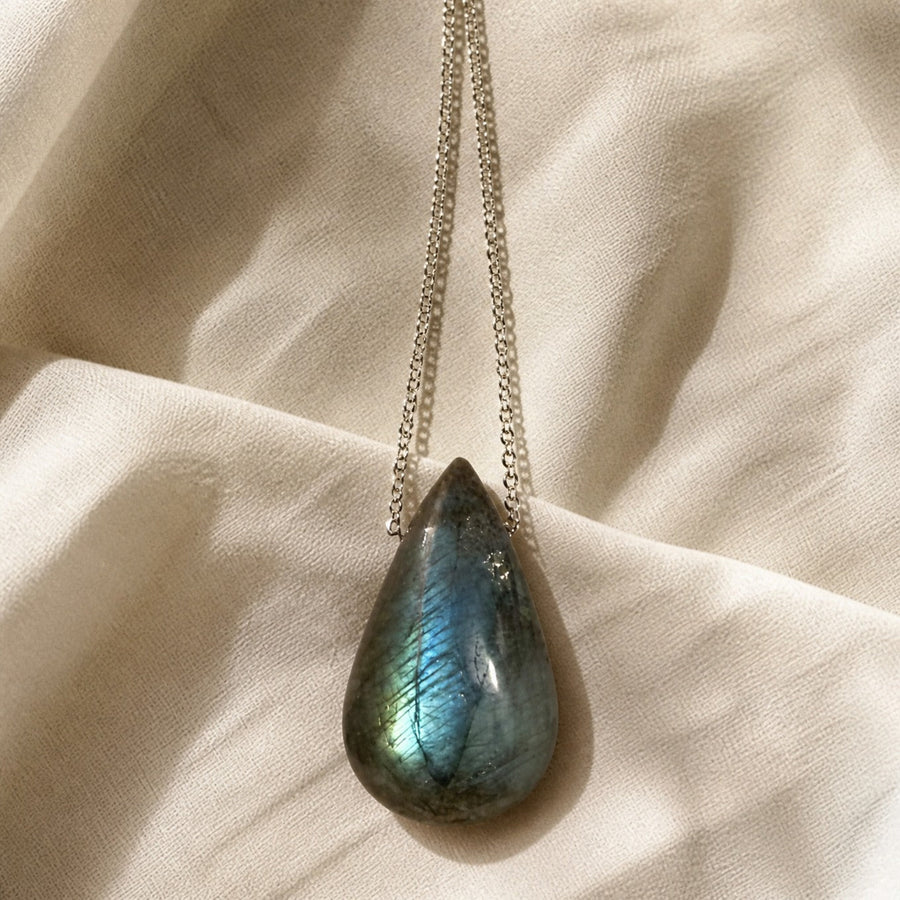 Colar Pendente Cristal Iridescente