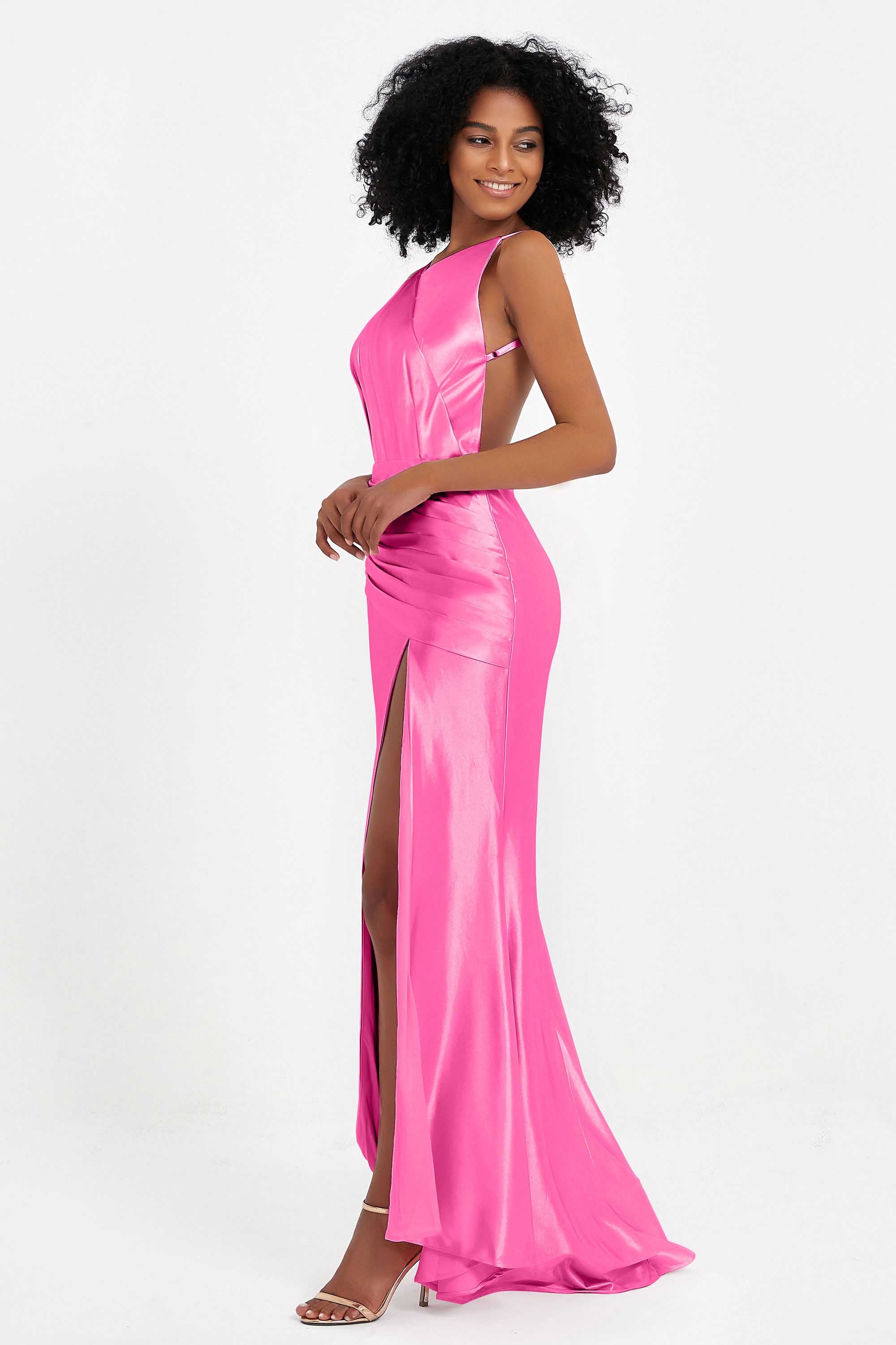 Elisabete | Vestido Maxi em Cetim Plissado com Abertura — Azálea