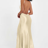 Elisabete | Vestido Maxi em Cetim Plissado com Abertura — Champanhe