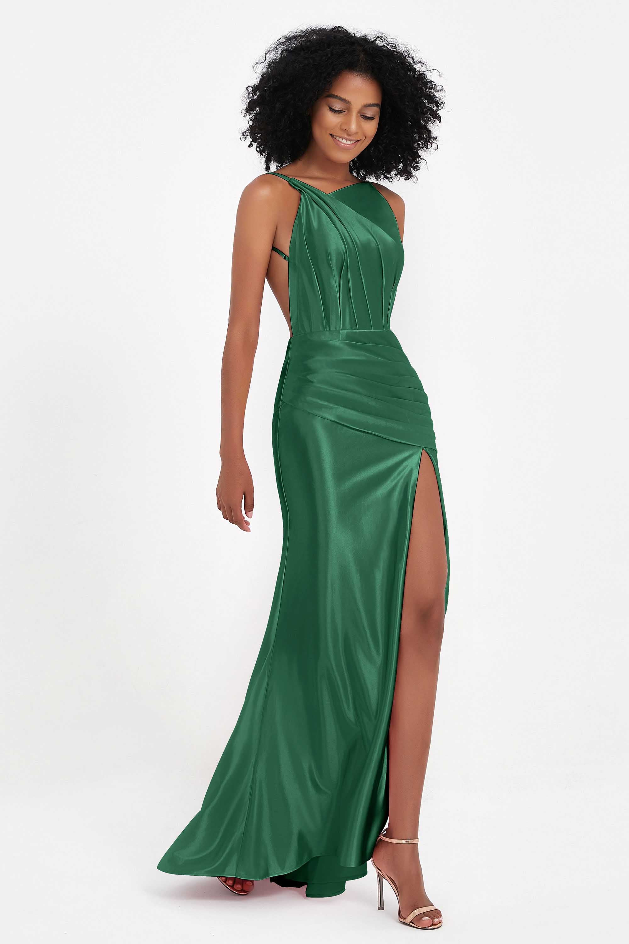 Elisabete | Vestido Maxi em Cetim Plissado com Abertura — Verde Escuro