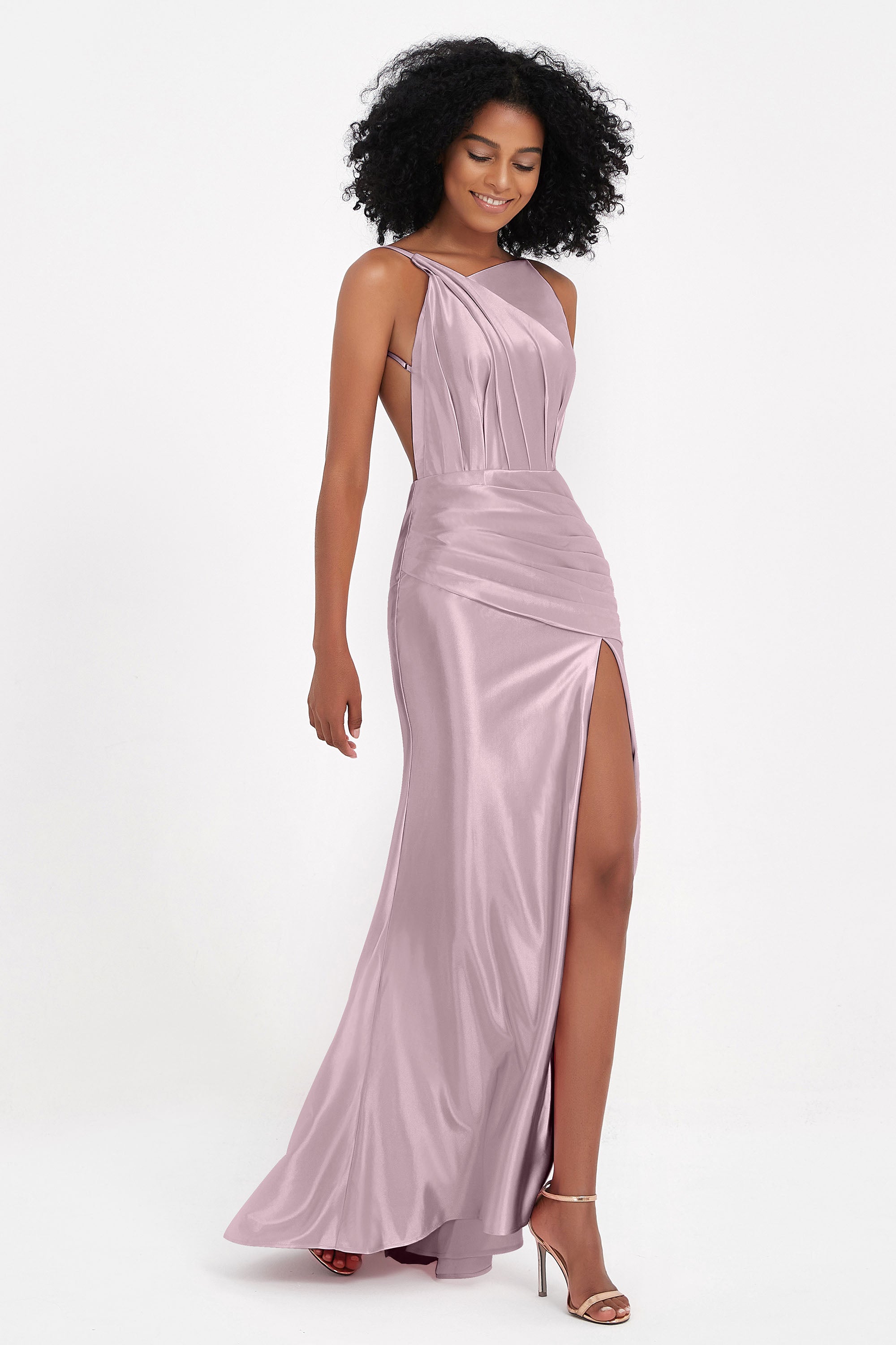Elisabete | Vestido Maxi em Cetim Plissado com Abertura — Crepúsculo