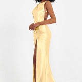 Elisabete | Vestido Maxi em Cetim Plissado com Abertura — Dourado