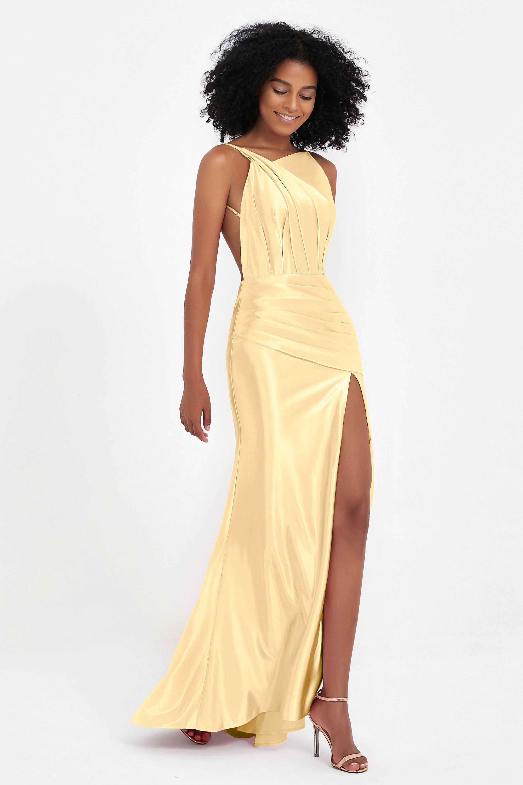 Elisabete | Vestido Maxi em Cetim Plissado com Abertura — Dourado