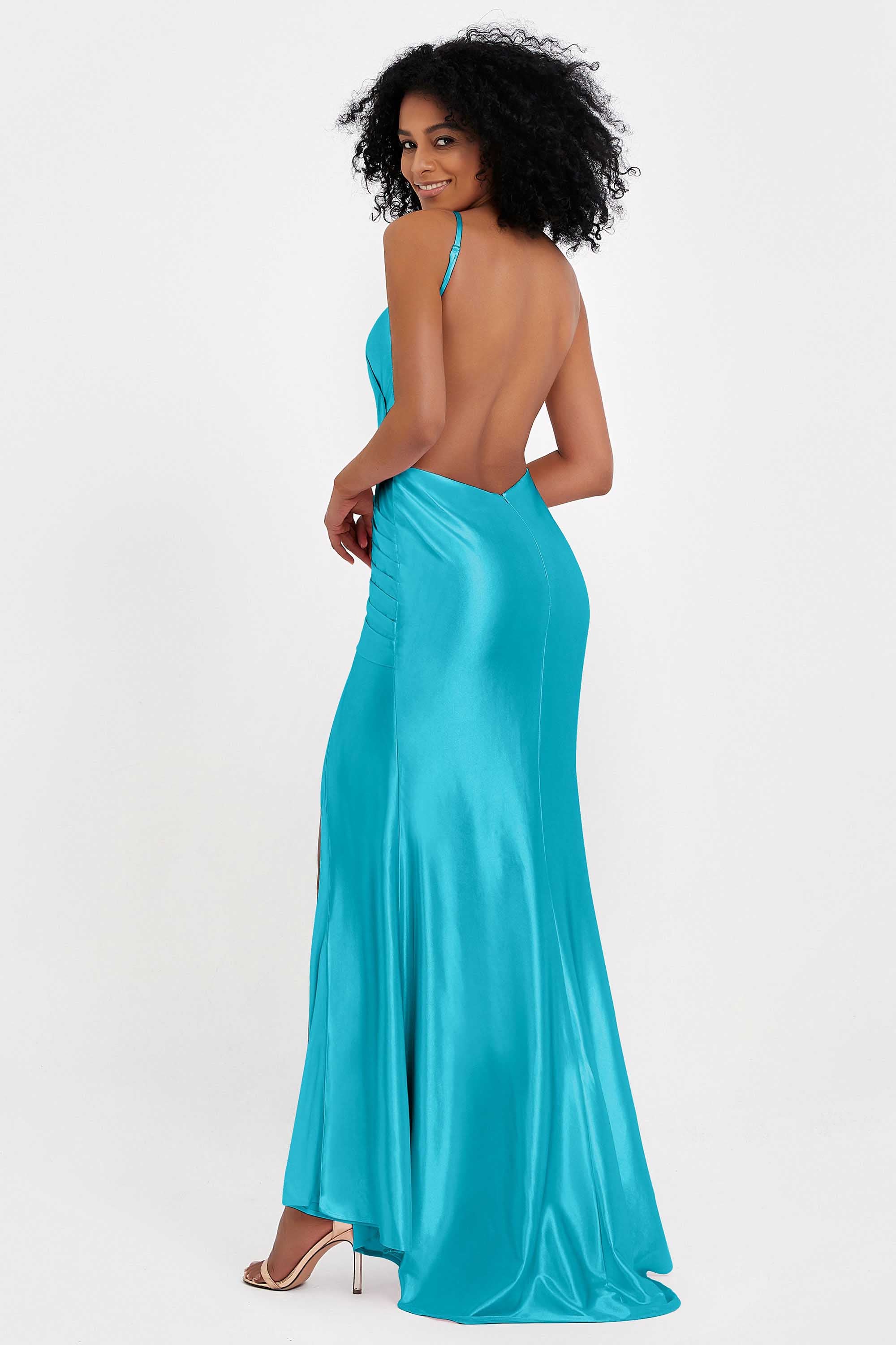 Elisabete | Vestido Maxi em Cetim Plissado com Abertura — Jade
