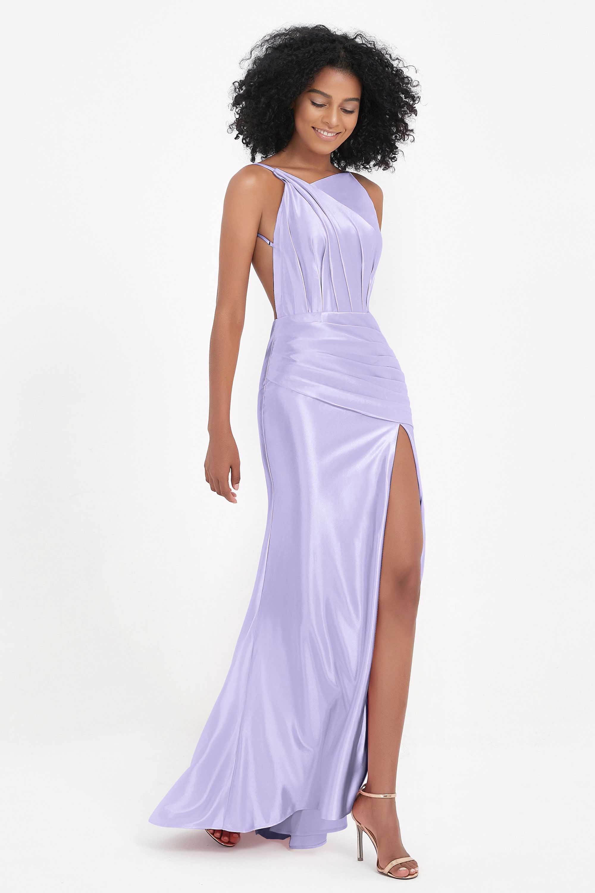 Elisabete | Vestido Maxi em Cetim Plissado com Abertura — Lilás