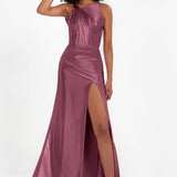 Elisabete | Vestido Maxi em Cetim Plissado com Abertura — Amora