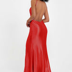Elisabete | Vestido Maxi em Cetim Plissado com Abertura — Vermelho