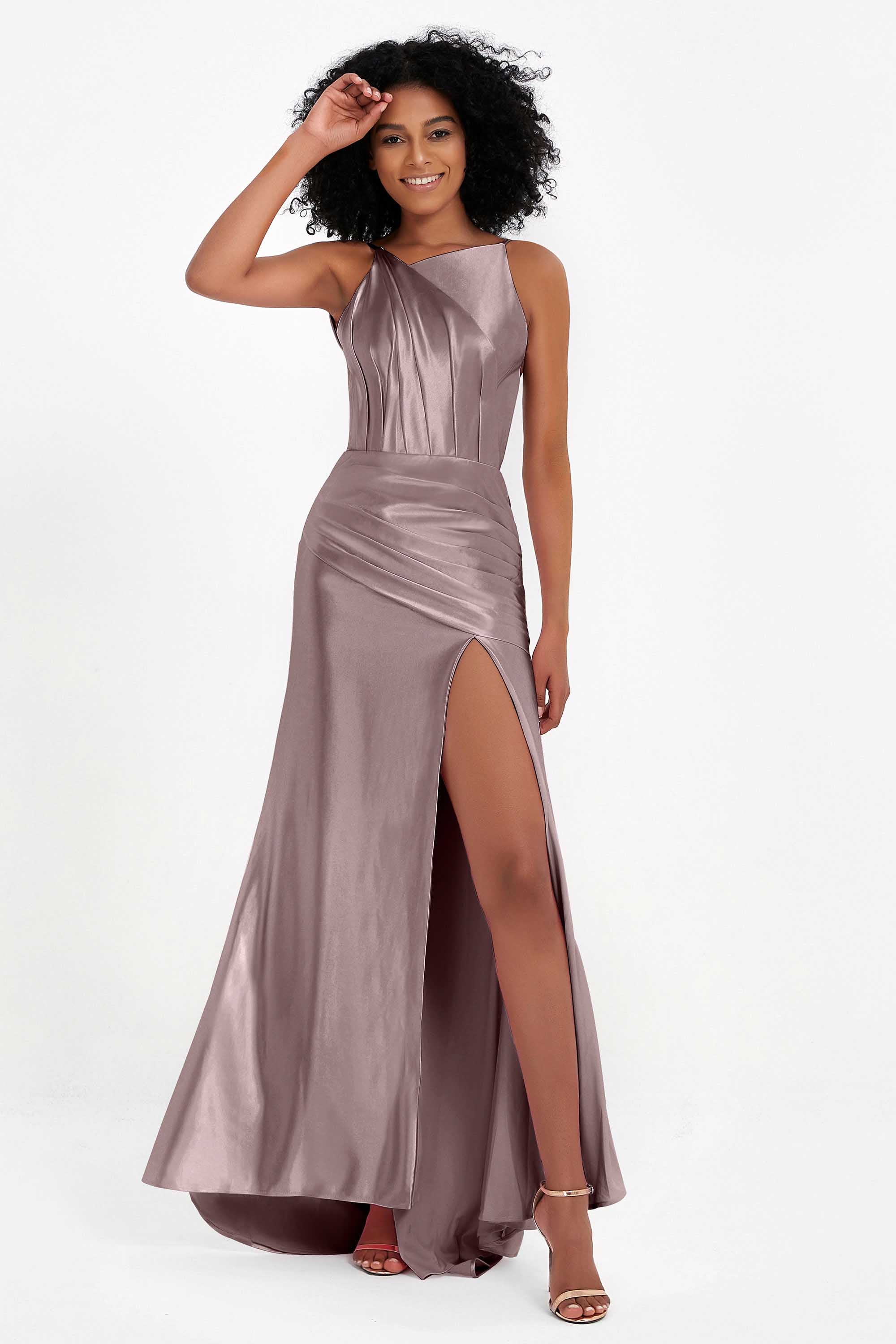 Elisabete | Vestido Maxi em Cetim Plissado com Abertura — Malva Vintage