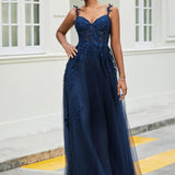 Mercedes | Vestido coração em tule com aplicações e racha