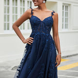 Mercedes | Vestido coração em tule com aplicações e racha