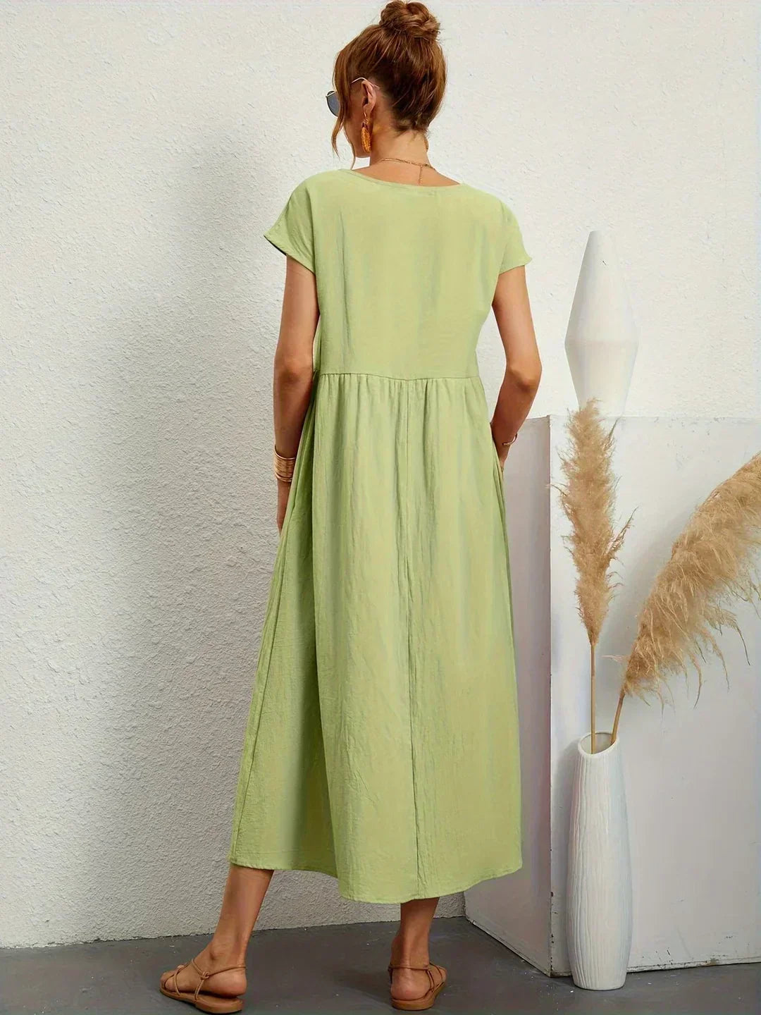 Maia | Vestido Midi Branco Leve e Fresco
