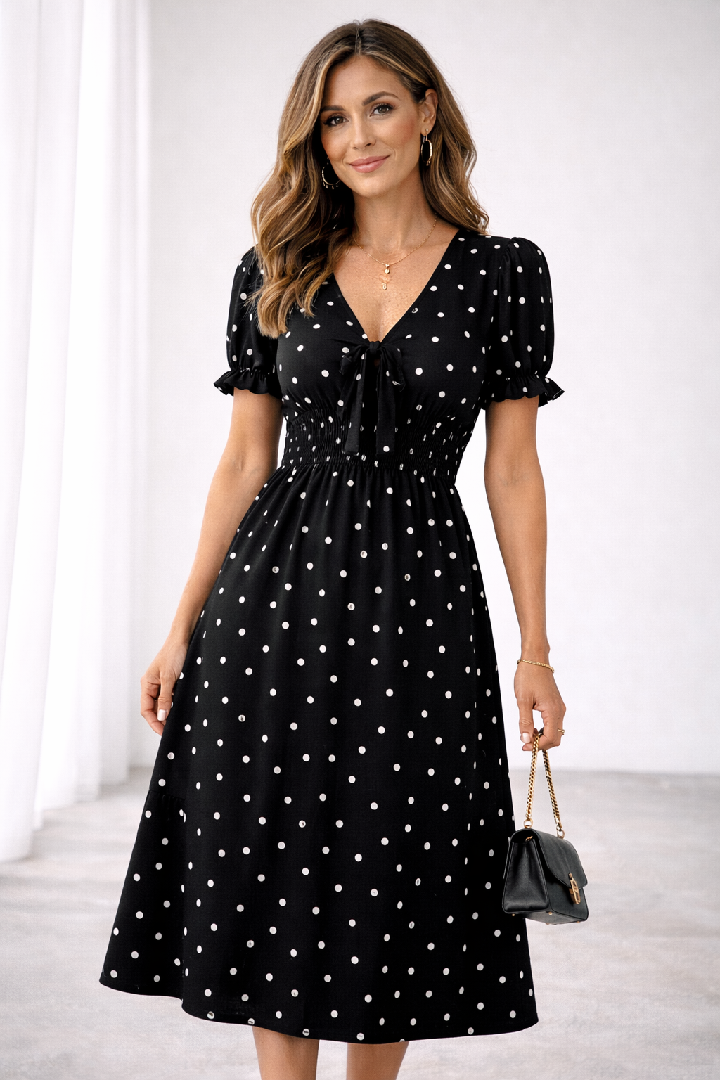 Letícia | Vestido Midi de Bolinhas com Folhos