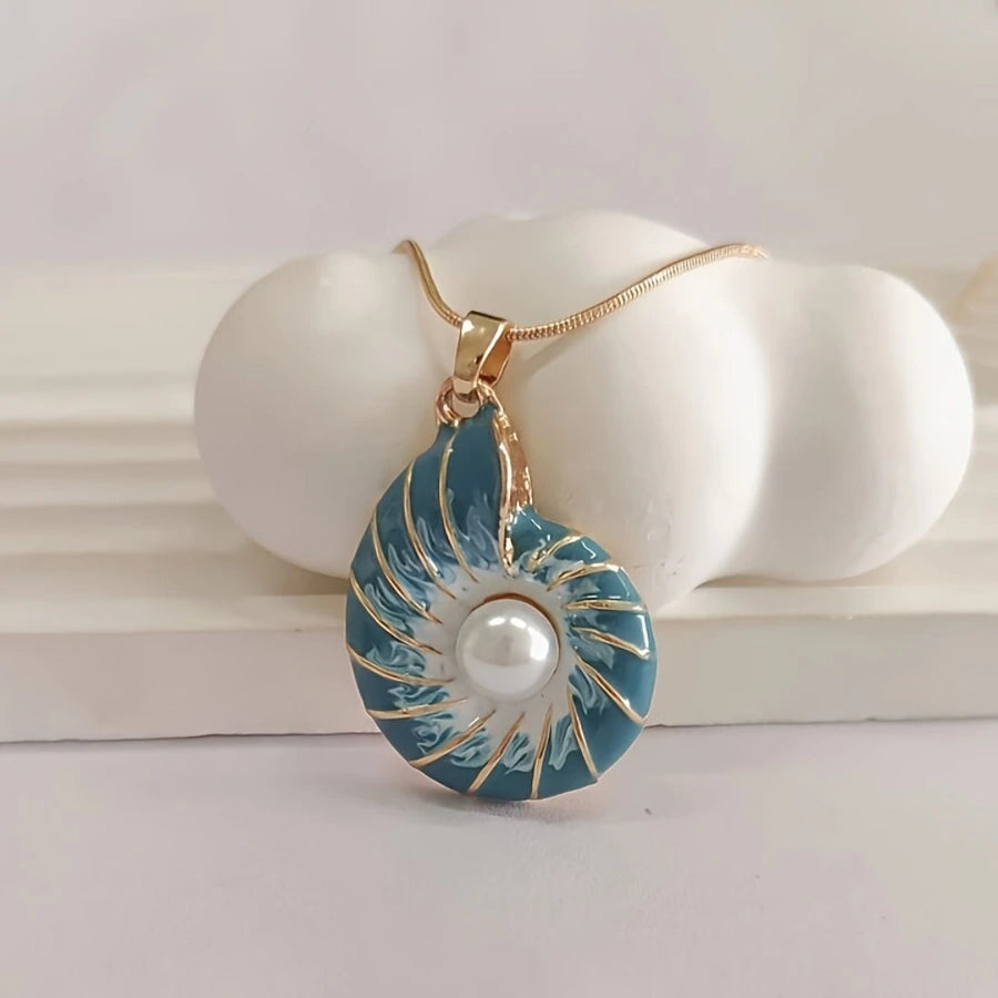 Colar Concha Azul com Pérola