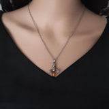 Parure collier et boucles d'oreilles abeille vintage