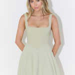Solange | Vestido Midi Clássico
