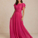 Vestido plissado com detalhe de nó