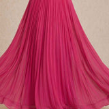 Vestido plissado com detalhe de nó