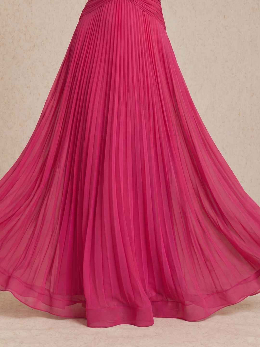 Vestido plissado com detalhe de nó